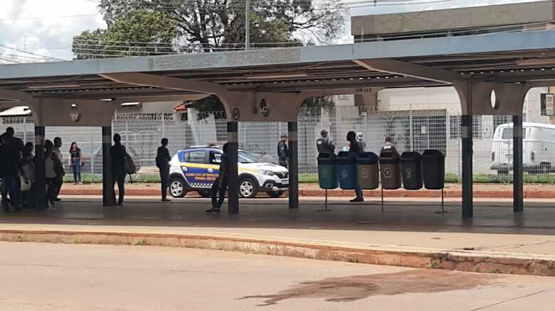 O autor seria conhecido por atormentar mulheres e adolescentes no terminal de &ocirc;nibus