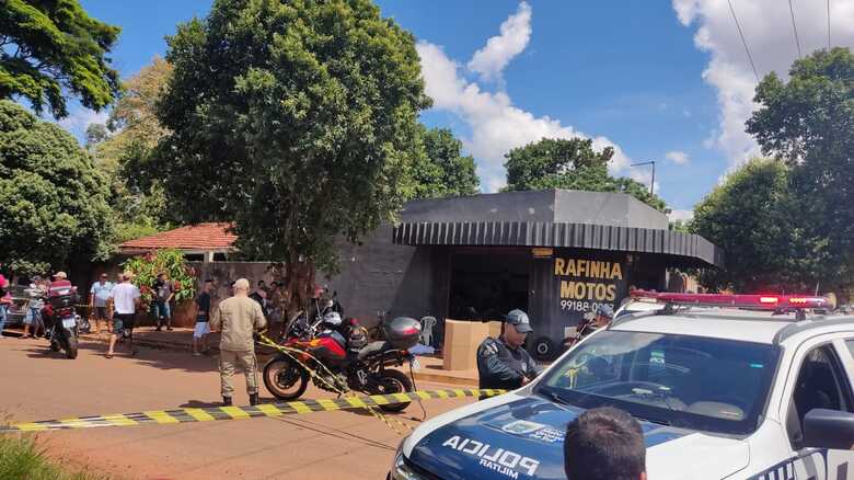 O Corpo de Bombeiros chegou a ser acionado e ir at&eacute; o local, por&eacute;m, Mark morreu ainda na cal&ccedil;ada