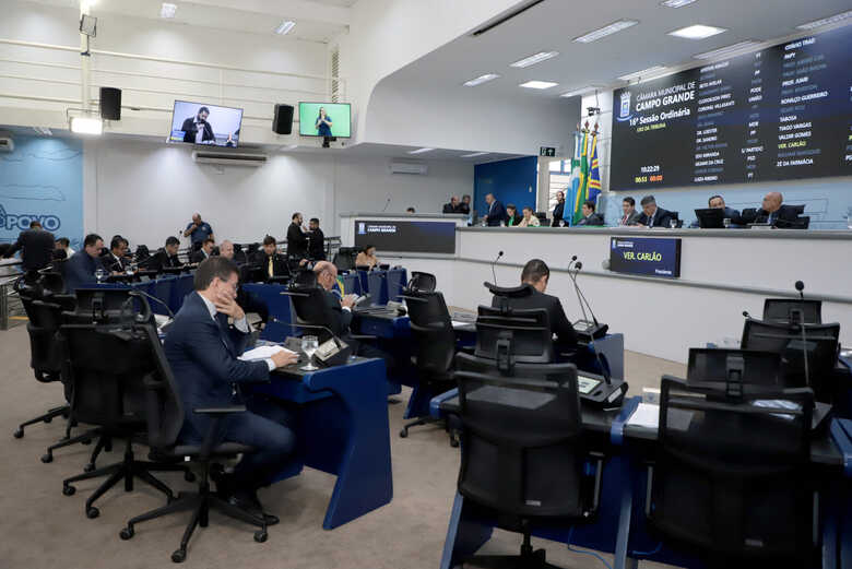 Sess&atilde;o desta quinta-feira (4)