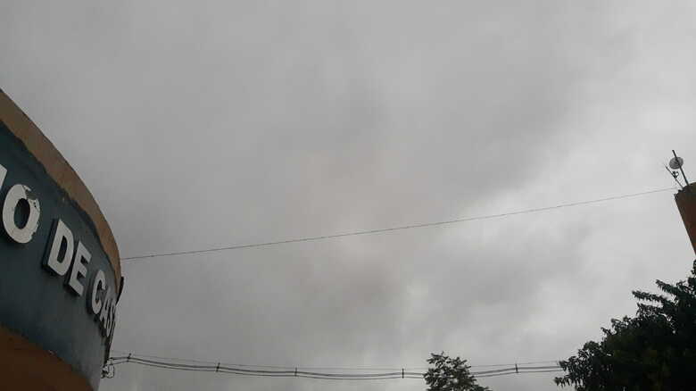 Tempo amanheceu nublado e bastante frio em Campo Grande