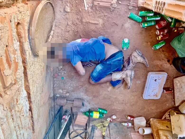 A suspeita é que ele tenha tentado se esconder no imóvel em que foi encontrado sem vida