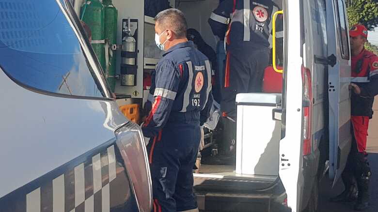 Rapaz foi atendido pelo SAMU