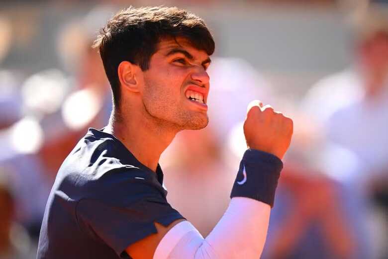 Carlos Alcaraz é finalista de Roland Garros