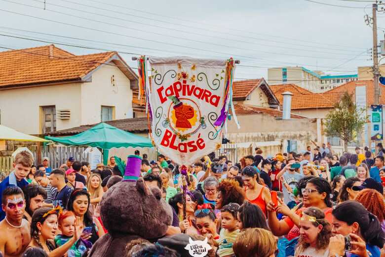 O tradicional bloco de carnaval Capivara Blasé promove seu arraiá "Capivara Caipira"