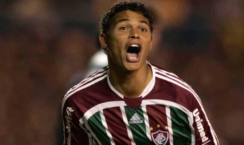 Thiago Silva comemora gol pelo Fluminense em 2008