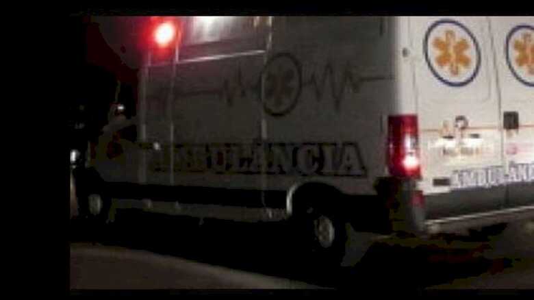 Ambulância esteve no local, mas vítima já estava morta