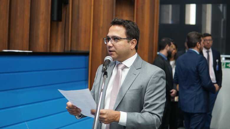 Deputado Pedro Pedrossian Neto durante sessão na Assembleia Legislativa de MS