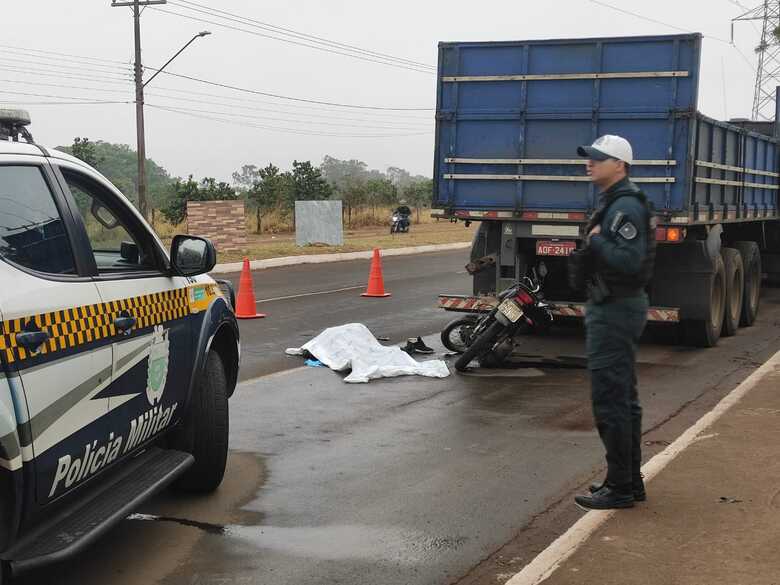 Motociclista não resistiu aos ferimentos e morreu ainda no local