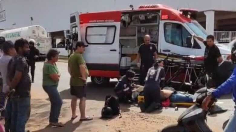 O motorista do caminhão fugiu do local, sem prestar socorro a vítima e estava sendo procurado pela Polícia Militar