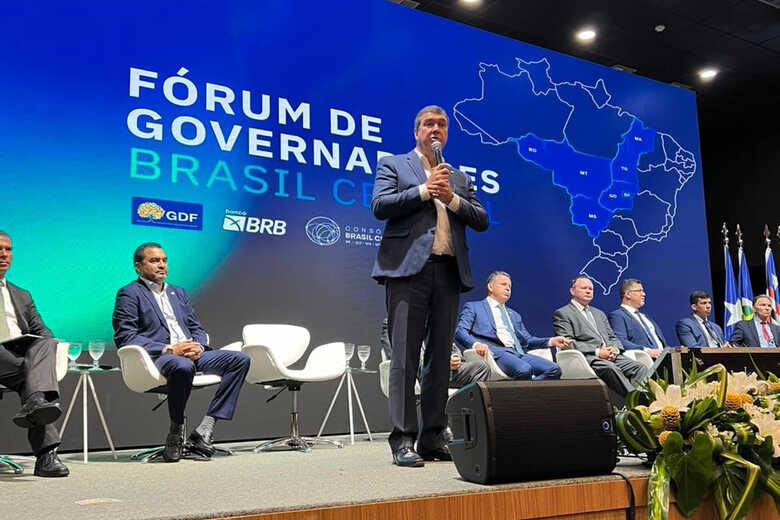 Governador Eduardo Riedel no Fórum dos governadores