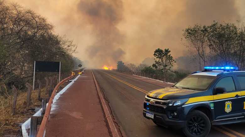 Fogo no Pantanal de MS
