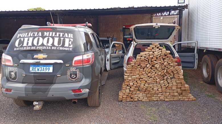 Drogas escondidas no Volkswagen Gol foram apreendidas