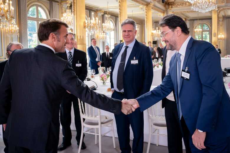 Sérgio Longen e o presidente francês, Emmanuel Macron