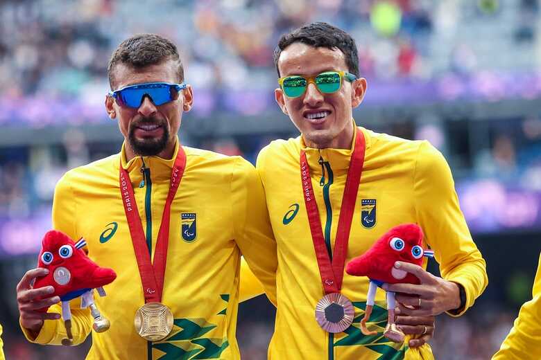 Julio Cesar e Yeltsin Jacques