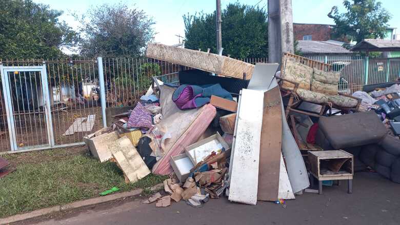 Estragos na casa da madrinha da FSF