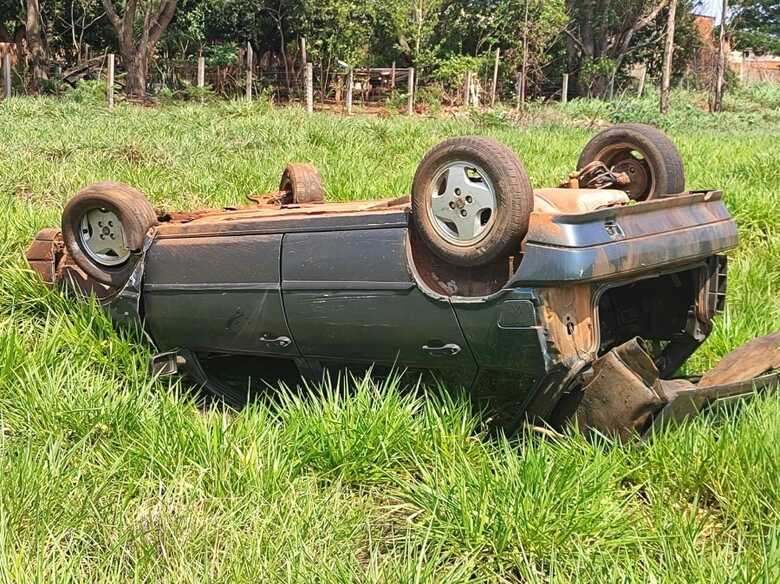 Ninguém sabe de quem seria o carro