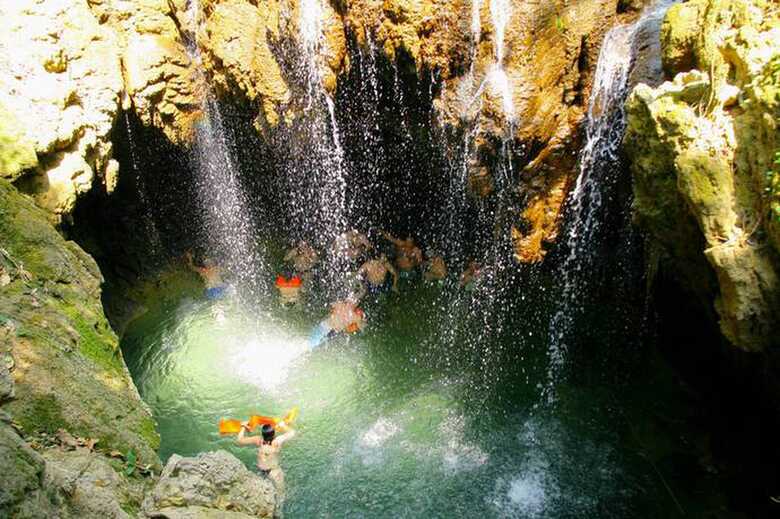 Cachoeira de Bodoquena 