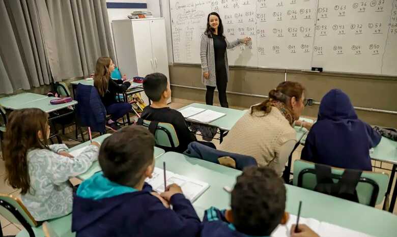 Alunos receberão valores até o início de novembro