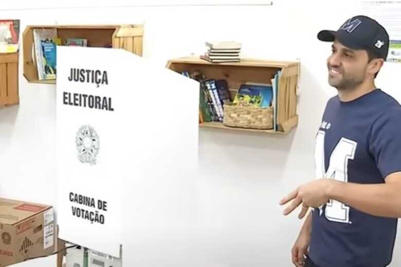 Candidato do PRTB à Prefeitura de São Paulo votou no Centro Educacional Brandão, em Indianópolis, na zona sul da capital paulista