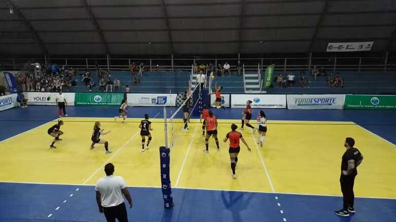 Campo Grande estreia com vitória na Superliga C de Vôlei