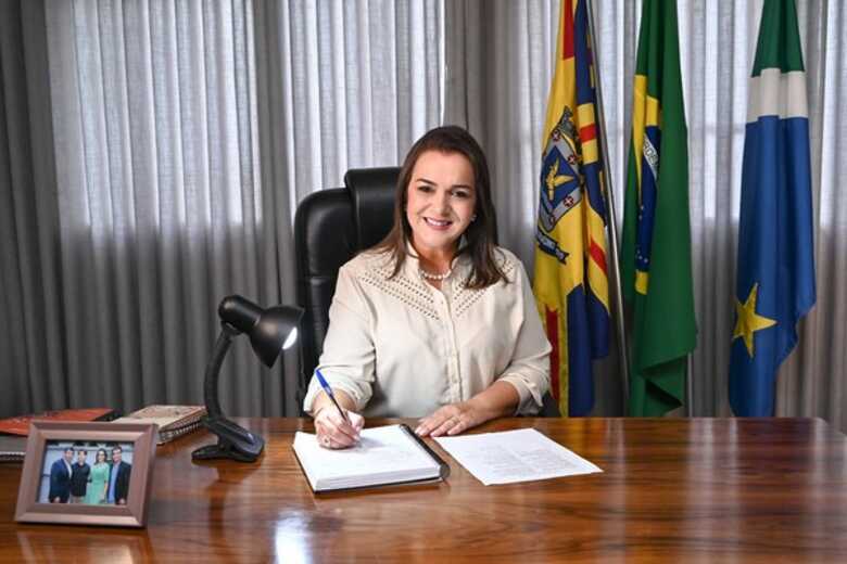 Prefeita Adriane Lopes 