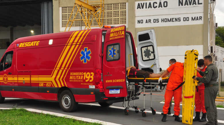 Após chegar ao heliponto, uma ambulância do Corpo de Bombeiros Militar seguiu com o paciente para a Santa Casa de Corumbá.