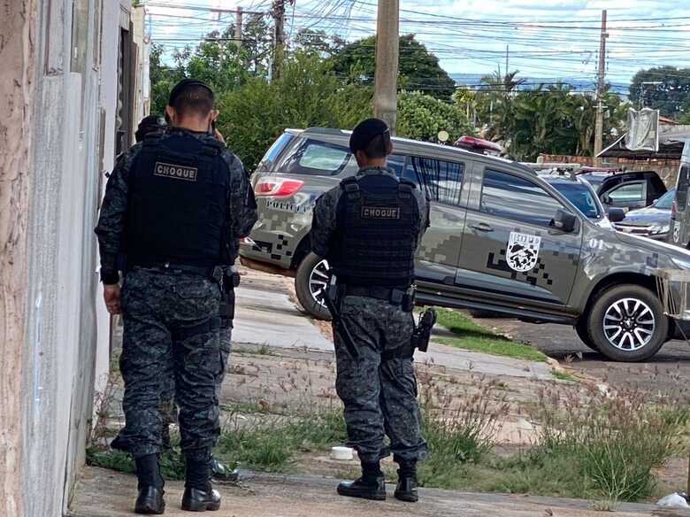 O policial se entregou após 11h de conversa com o BOPE