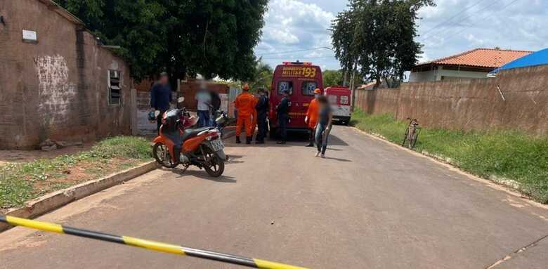 A vítima faleceu ainda no local do crime