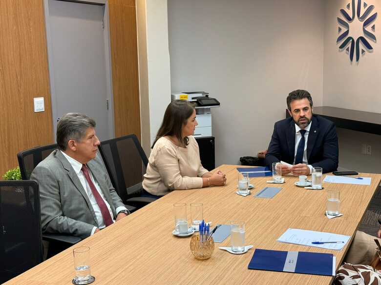 Encontro ocorreu no COMPOR - 