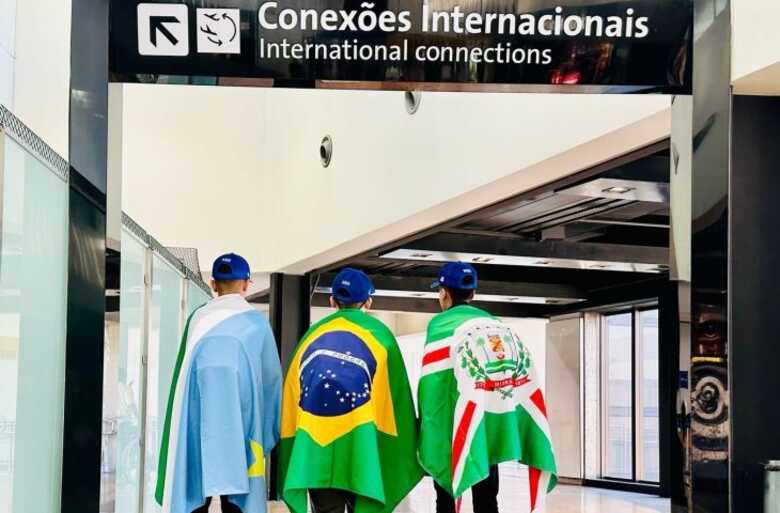 Alunos viajaram para competição fora do país