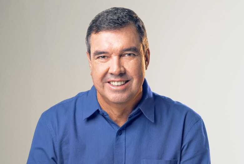 Governador Eduardo Riedel