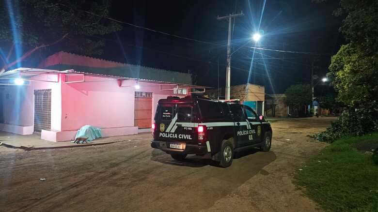 Vítima estava ajoelhada