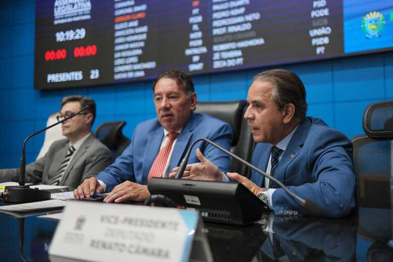 Deputados Gerson Claro e Coronel David