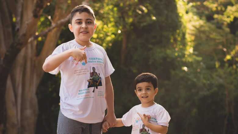 Irmãos Guilherme e Gael