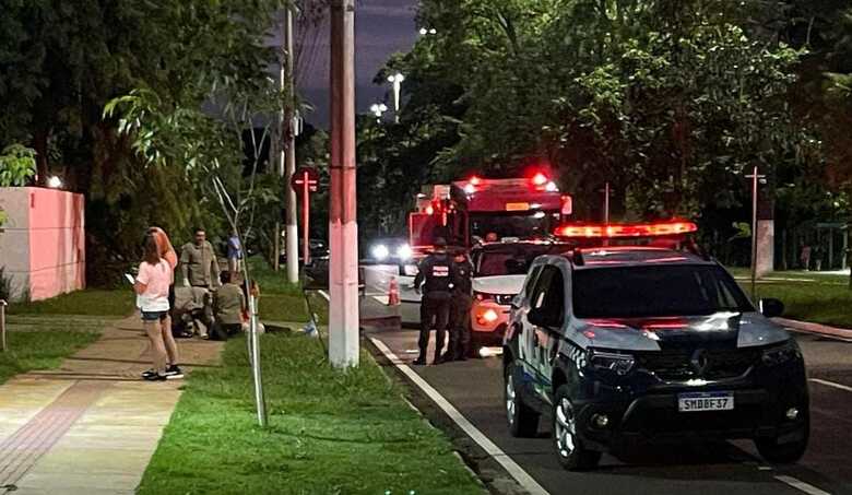 Equipes do Corpo de Bombeiros e da Polícia Militar atenderam a ocorrência 