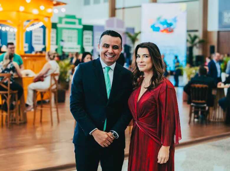 Presidente do IDAMS, Joao Paulo Lacerda e a presidente do IBDA, professora Cristiana Fortini