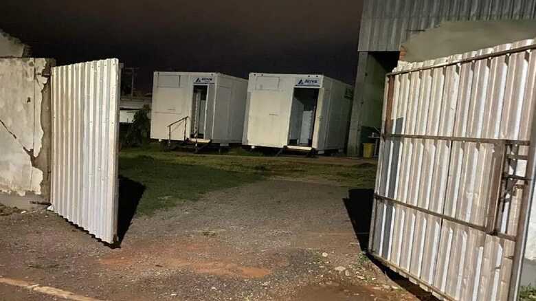 Local onde está sendo os banheiros