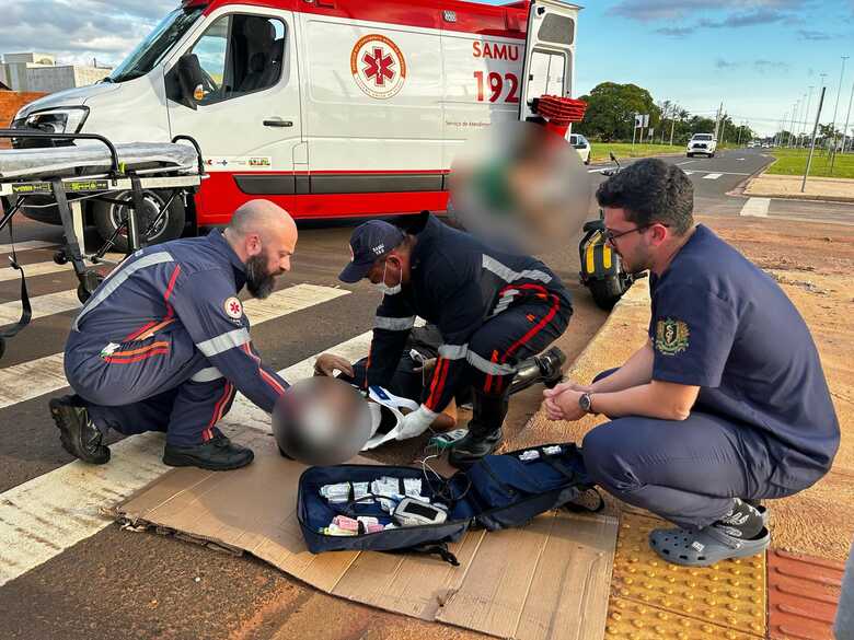 A vítima foi socorrida pelo SAMU