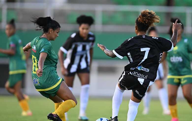 Meninas garantiram a classificação