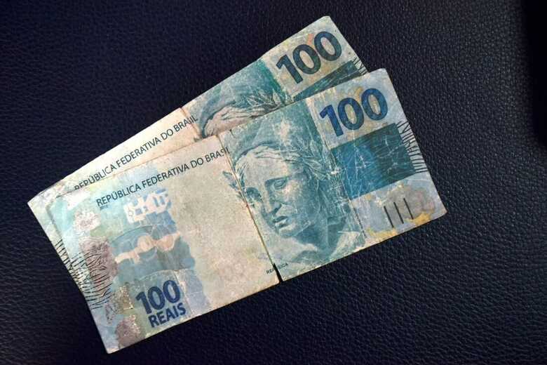 Dinheiro falso | Imagem ilustrativa