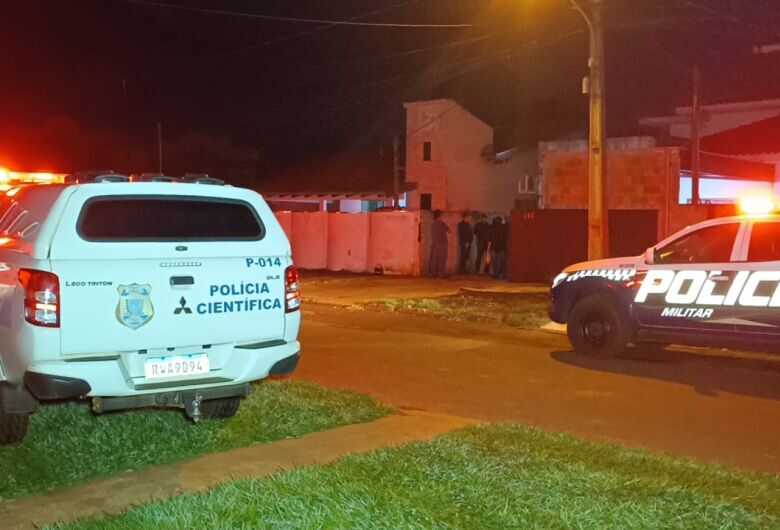 Ele estaria brigando com a esposa antes de trocar tiros com a Polícia Militar