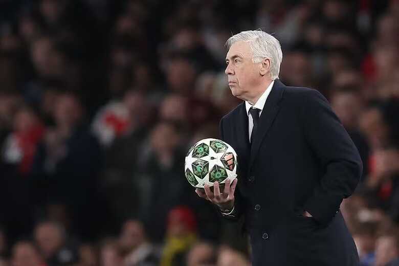 Carlo Ancelotti no Real Madrid x Arsenal