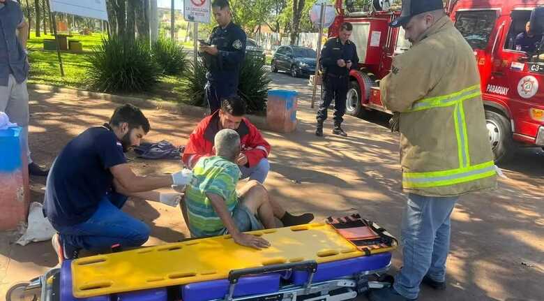 Ele foi socorrido com queimaduras graves no rosto, braço, tórax e outras partes do corpo