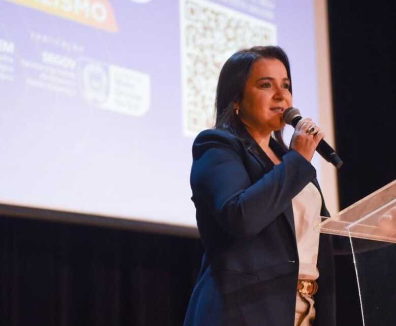 Prefeita Adriane Lopes