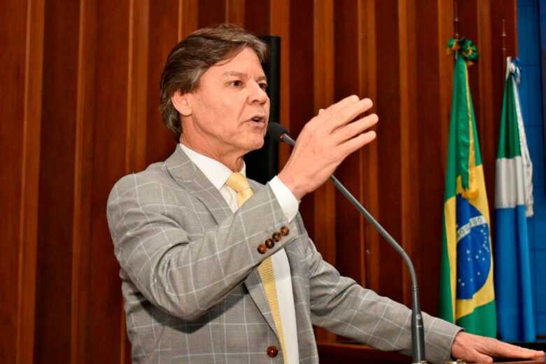 Deputado Paulo Duarte lamenta acidente que matou duas pessoas e deixou uma criança gravemente ferida na BR-262