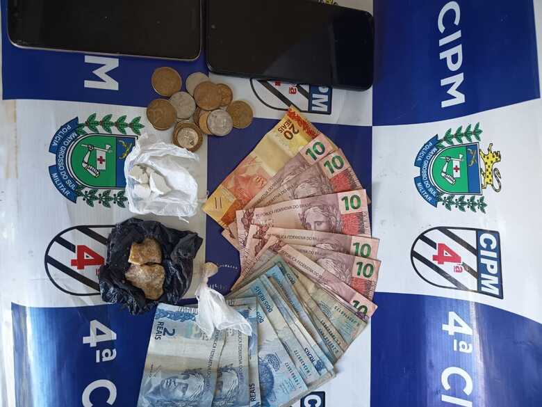 Ilícitos foram apreendidos