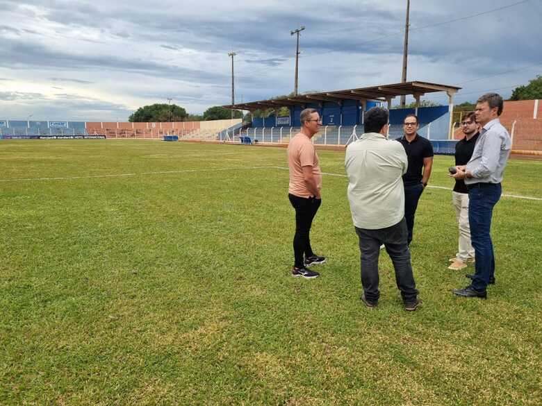 Especialistas e analistas estiveram reunidos com a diretoria do clube
