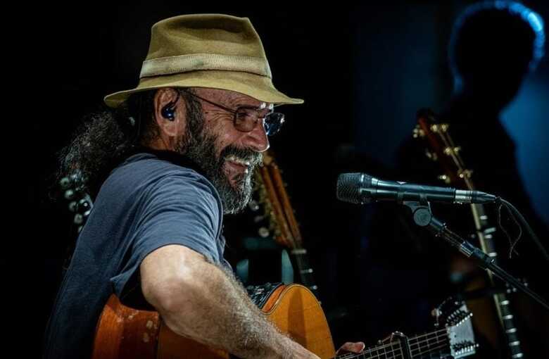 Almir Sater