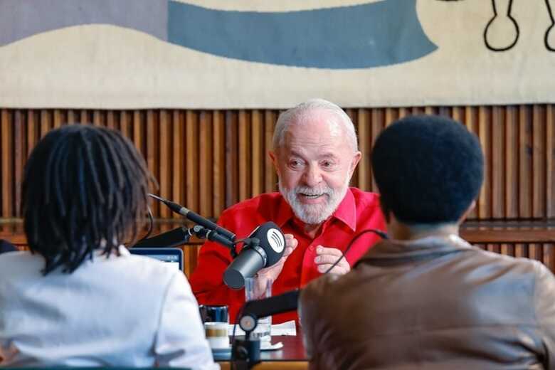 Presidente Lula em entrevista ao&nbsp;Mano Brown e &agrave; jornalista Semayat Oliveira