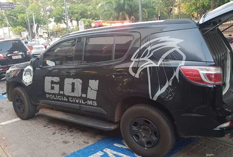 Viatura do Grupo de Operações e Investigações (GOI) - 